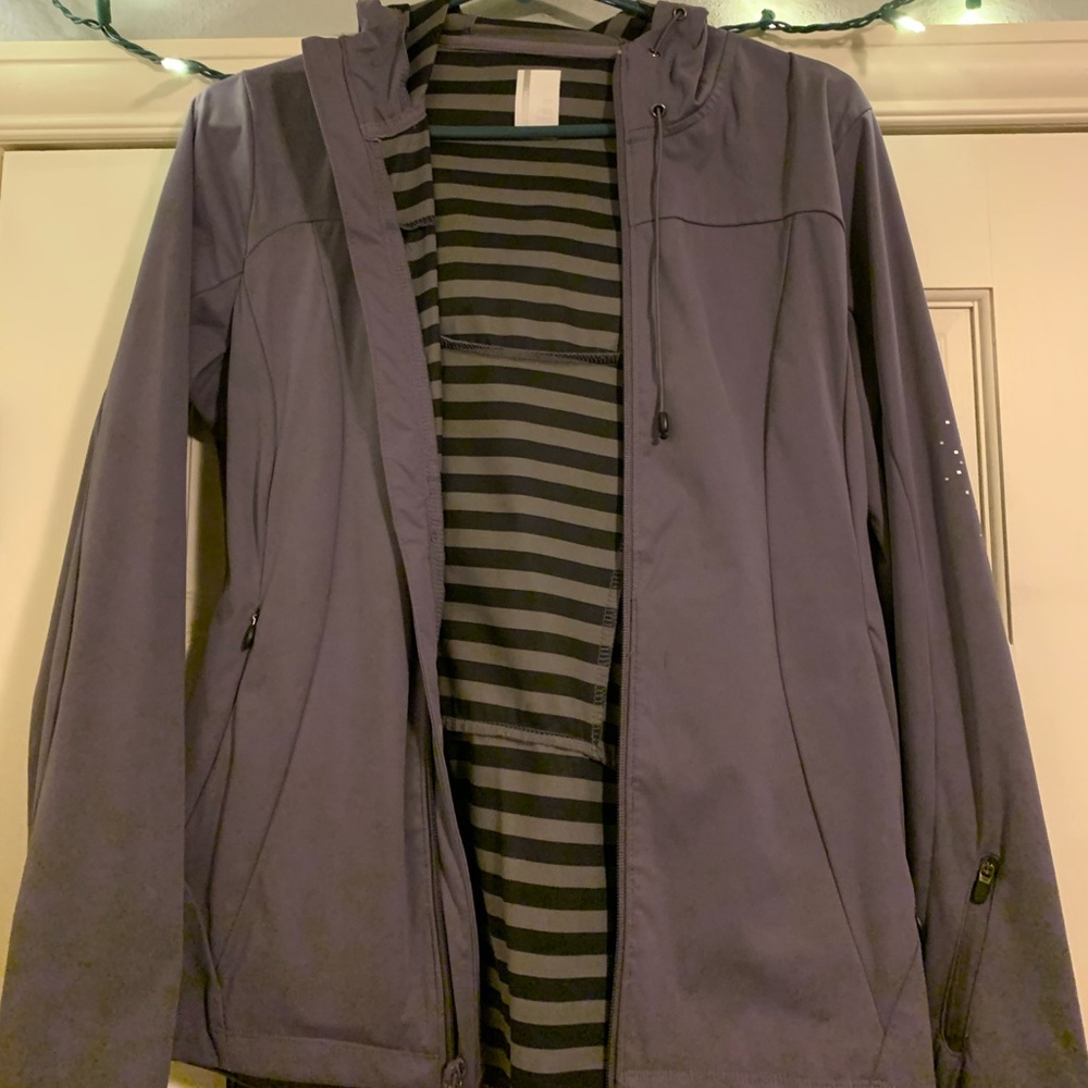 wind breaker